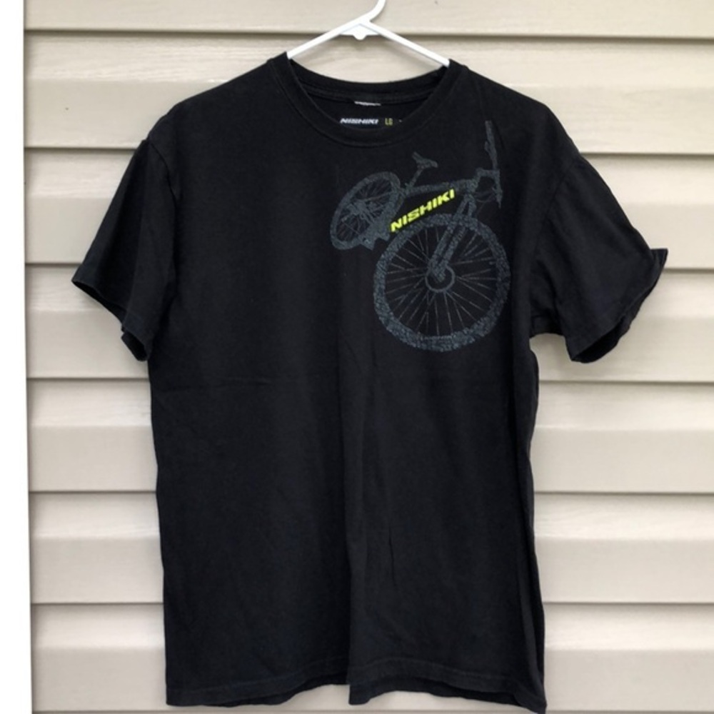 Nishiki men’s black short sleeve tee shirt